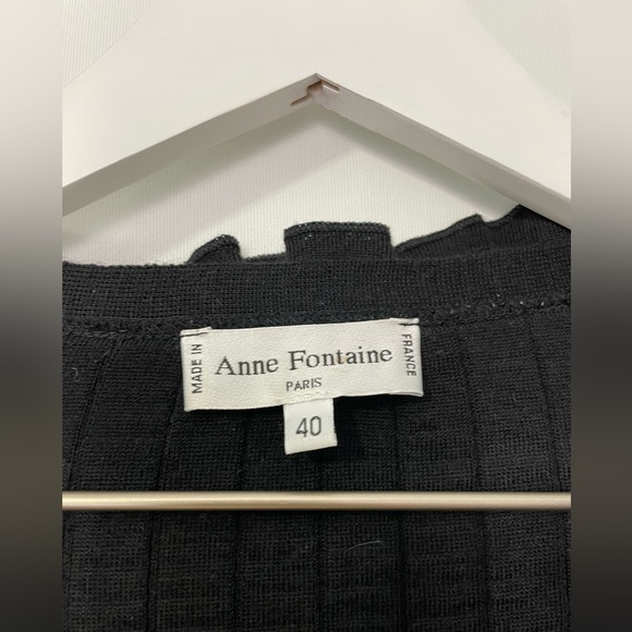 Anne Fontaine V Neck Ruffle Front & Cuff Cardigan Sweater Black Sz 40/ US 6 - Picture 2 of 5